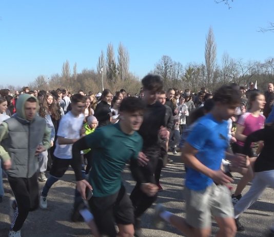 UHONOROWALI ŻOŁNIERZY WYKLĘTYCH – W NOWEJ DĘBIE POBIEGLI TROPEM WILCZYM