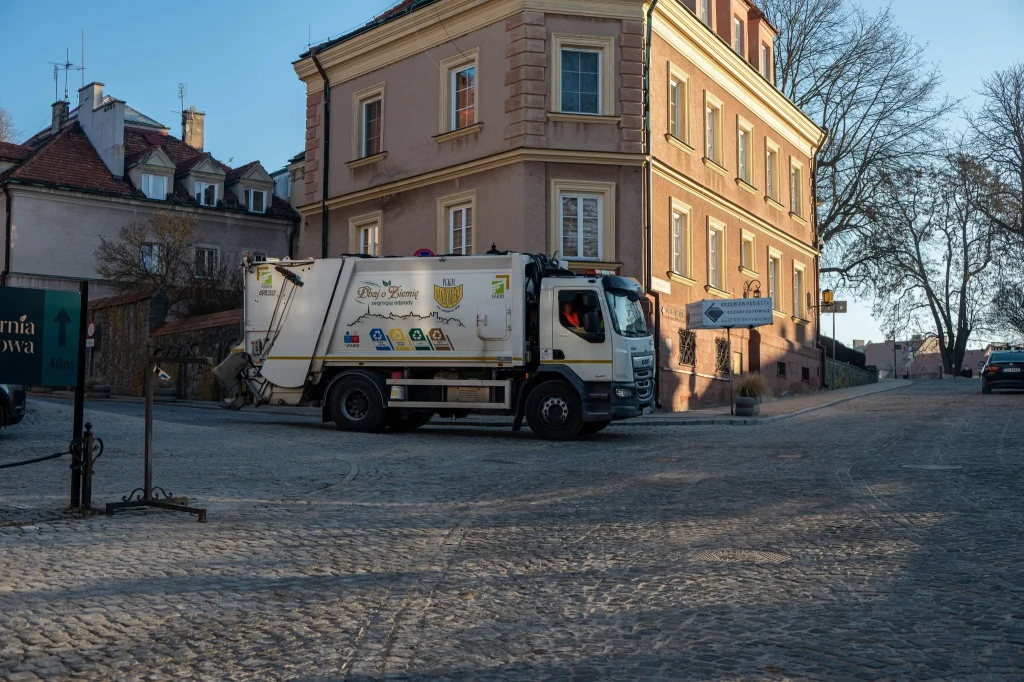 SPRZĄTAMY PO ZIMIE - 3