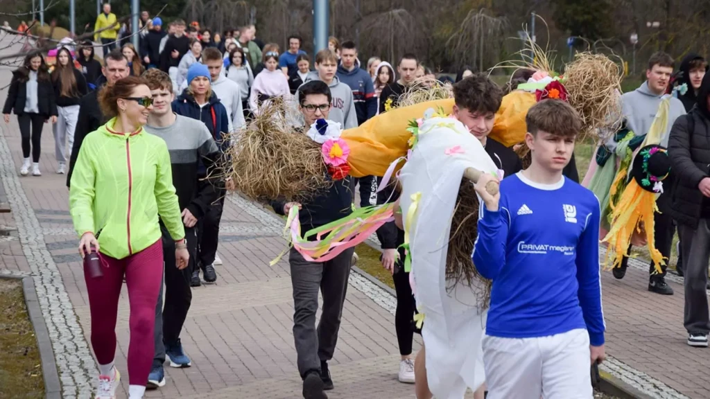 Wiosna zawitała do Sandomierza! - 20 MARCA 2026 14 WIOSNA ZAWITAŁA DO SANDOMIERZA - 29