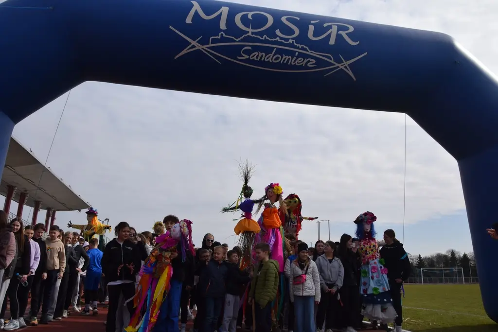 Wiosna zawitała do Sandomierza! - 20 MARCA 2026 4 WIOSNA ZAWITAŁA DO SANDOMIERZA - 5