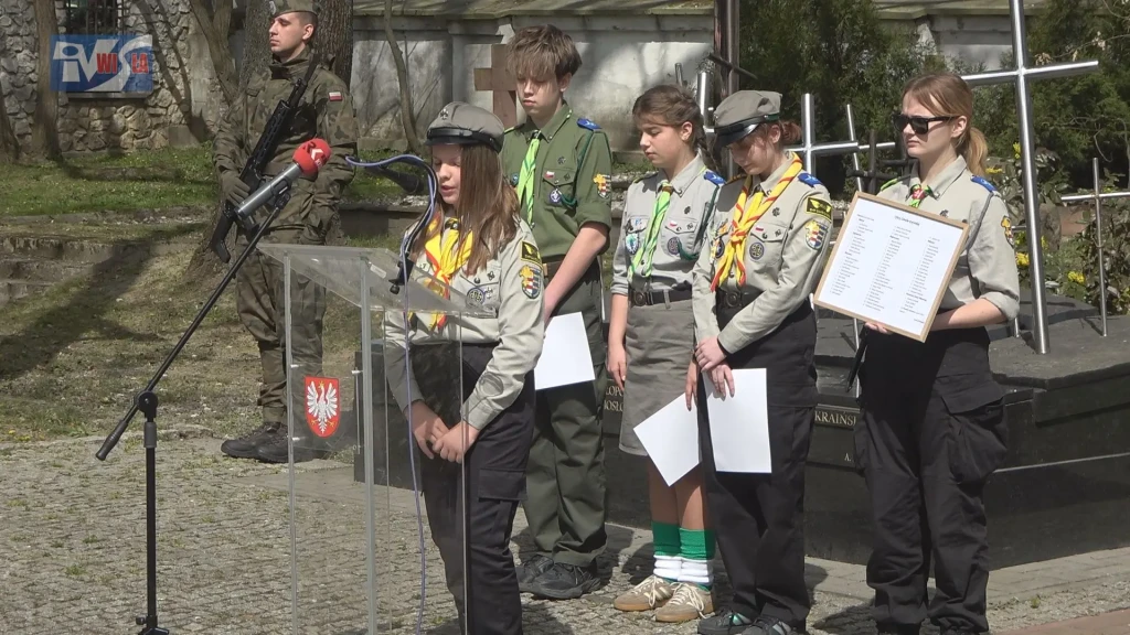 DZIEŃ PAMIĘCI OFIAR ZBRODNI KATYŃSKIEJ 1940 12 Dzień Pamięci Ofiar Zbrodni Katyńskiej 1940 (9)