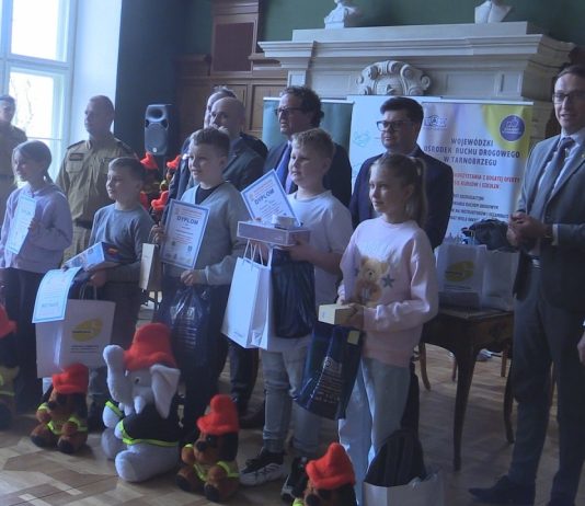 MŁODZIEŻ ZAPOBIEGA POŻAROM – REKORDOWA RYWALIZACJA W TARNOBRZEGU