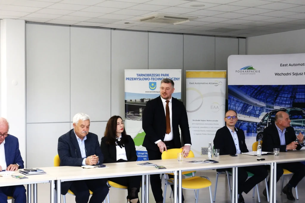 Posiedzenie Komisji Rozwoju Regionalnego Sejmiku Województwa Podkarpackiego w Parku Technologicznym 3 POSIEDZENIE KOMISJI ROZWOJU REGIONALNEGO - 4