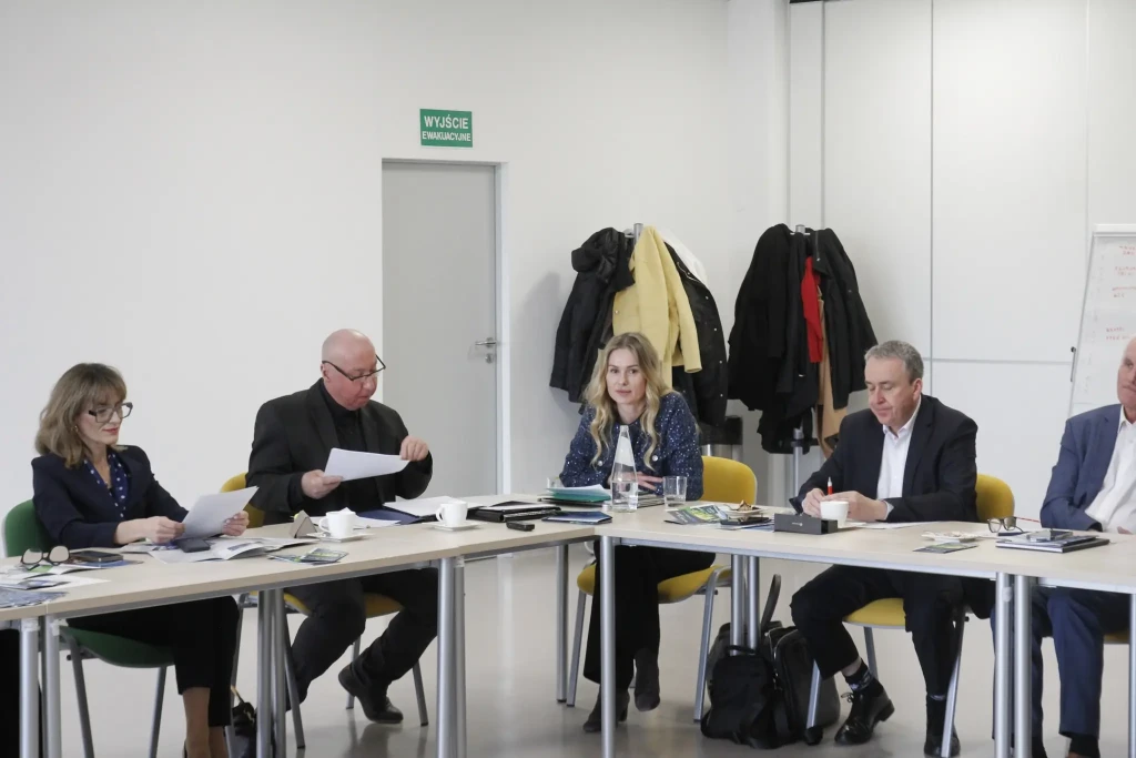 Posiedzenie Komisji Rozwoju Regionalnego Sejmiku Województwa Podkarpackiego w Parku Technologicznym 4 POSIEDZENIE KOMISJI ROZWOJU REGIONALNEGO - 5