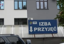 EMOCJE WOKÓŁ SZPITALA POWIATOWEGO – PORODÓWKA W NOWEJ DĘBIE MA ZOSTAĆ ZAMKNIĘTA Szpital Powiatowy w Nowej Dębie
