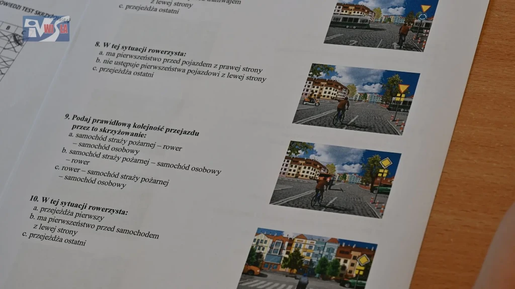 TURNIEJ BEZPIECZEŃSTWO W RUCHU DROGOWYM (4)