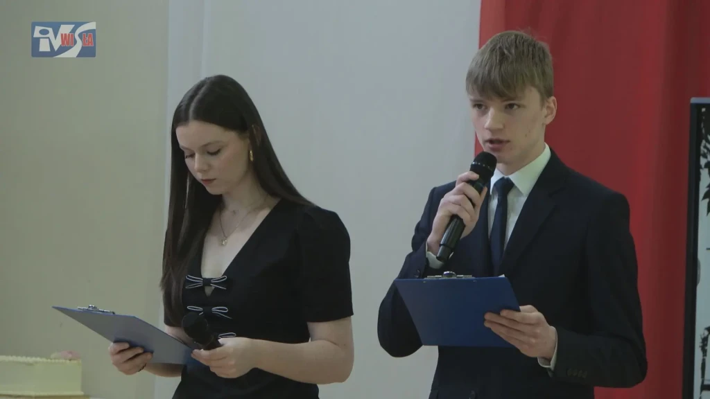 W SANDOMIERZU POŻEGNANO MATURZYSTÓW (5)