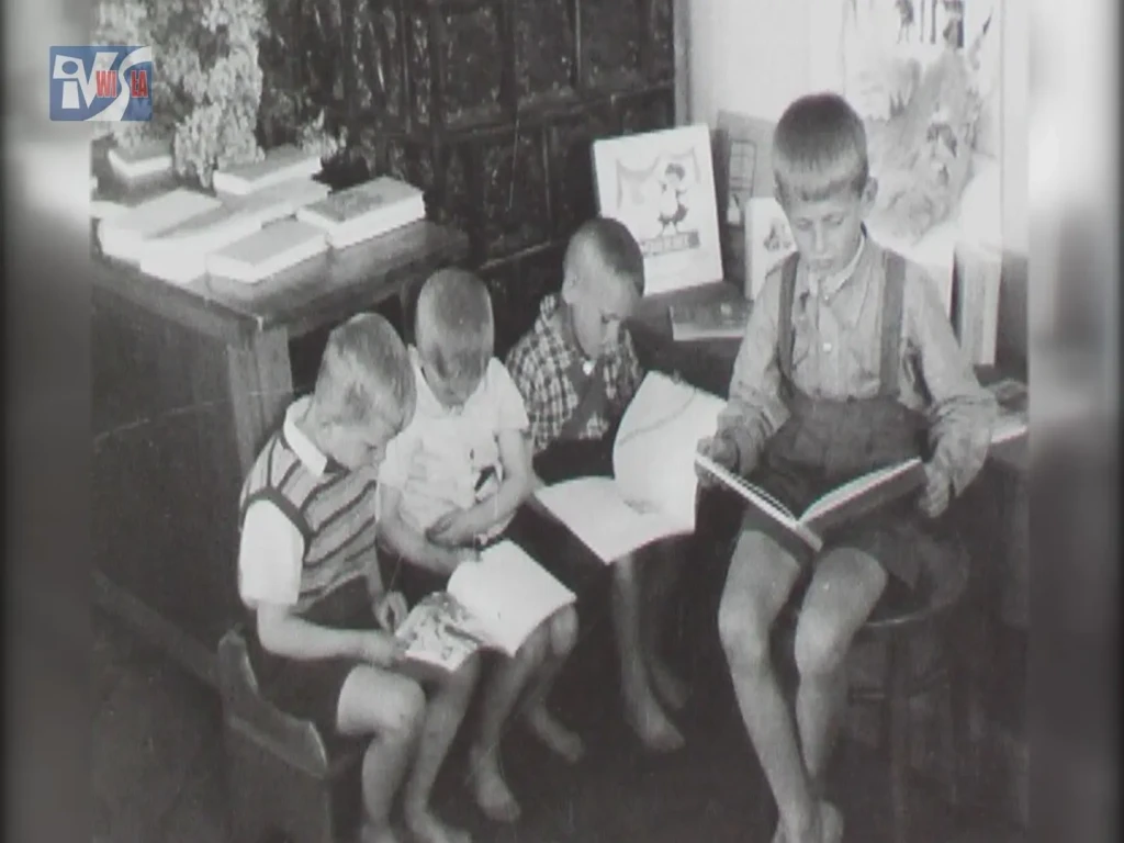 60 lat Miejskiej Biblioteki Publicznej w Tarnobrzegu - prod. 2006 3 60 lat MBP - 2006 rok (3)