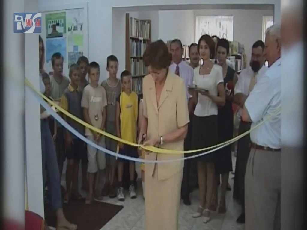 60 lat Miejskiej Biblioteki Publicznej w Tarnobrzegu - prod. 2006 6 60 lat MBP - 2006 rok (7)