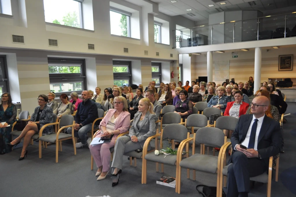 BIBLIOTEKA ROKU 2025 WOJEWÓDZTWA ŚWIĘTOKRZYSKIEGO - 5