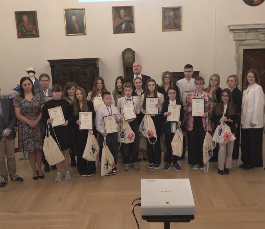 LUDOWE DZIEDZICTWO OCZAMI MŁODYCH – NOWA WYSTAWA MUZEUM ZAMKOWEGO W SANDOMIERZU