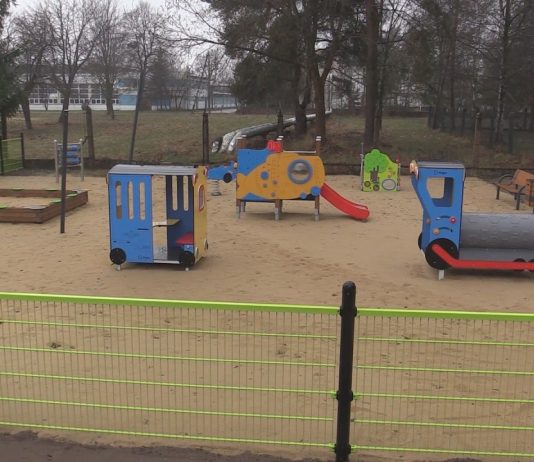 GMINA GRĘBÓW Z DOFINANSOWANIEM – PRZY ŻŁOBKU W JAMNICY POWSTANIE PLAC ZABAW