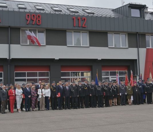ODZNACZENIA, NAGRODY ORAZ AWANSE – POWIATOWY DZIEŃ STRAŻAKA W SANDOMIERZU