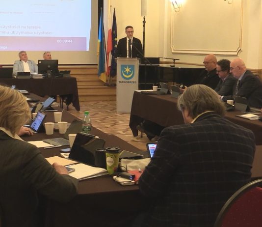 ZMIANY W TARNOBRZESKIEJ OŚWIACIE – POWSTANĄ ZESPOŁY PRZEDSZKOLNE I ZESPOŁY SZKOLNO-PRZEDSZKOLNE