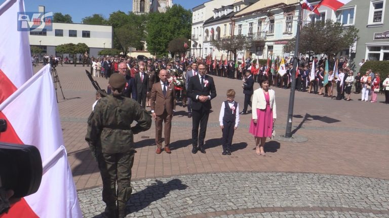 NARODOWE ŚWIĘTO 3 MAJA – TARNOBRZEG UPAMIĘTNIŁ TWÓRCÓW KONSTYTUCJI