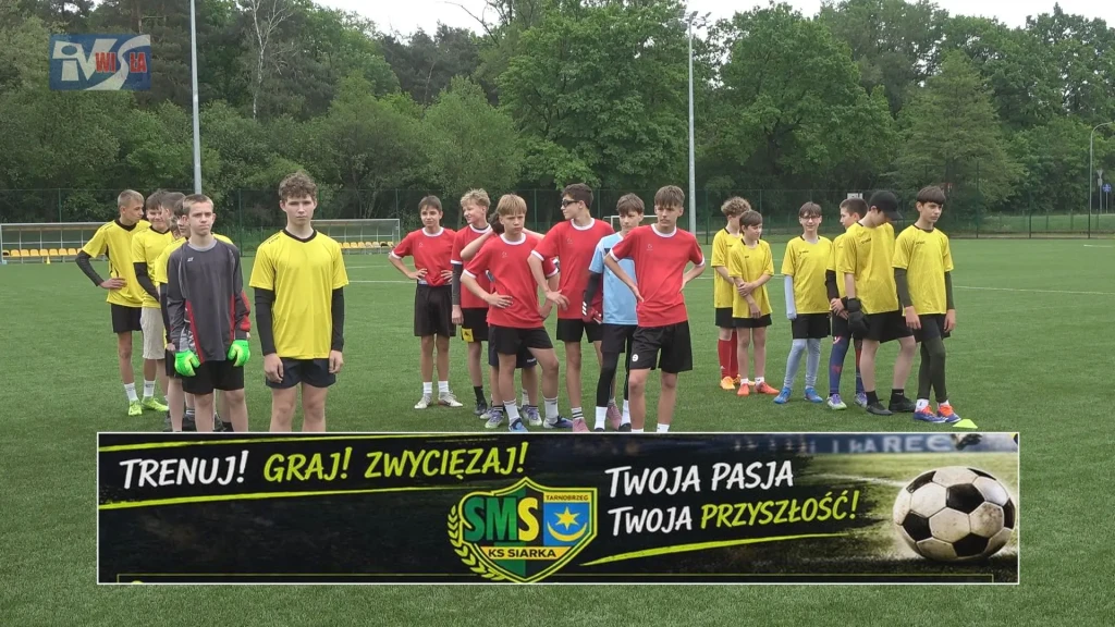 PIŁKARSKA KADRA CZEKA - TURNIEJ PIŁKARSKI W TARNOBRZEGU (5)