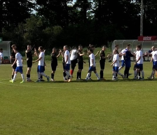 PEWNA WYGRANA PIŁKARZY Z ZAKRZOWA – JUNIOR POKONAŁ KOLEJARZA KNAPY