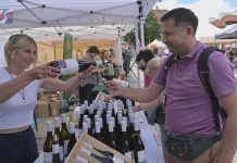 PROMOWALI LOKALNE PRODUKTY – FESTIWAL WINA I SERA W SANDOMIERZU