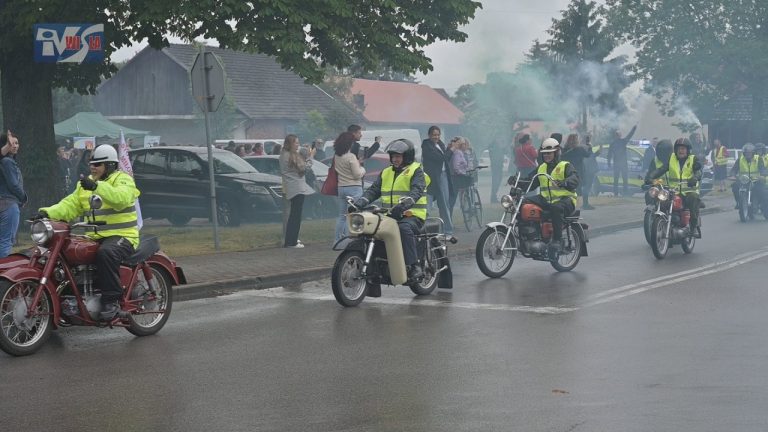 NIEZWYKŁA AKCJA CHARYTATYWNA MOTOCYKLISTÓW Z GRĘBOWA – POJECHALI NAD MORZE DLA CHORYCH DZIECI