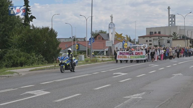 PRZESZLI ULICAMI TARNOBRZEGA – MARSZ DLA ŻYCIA I RODZINY