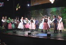 DZIECKO W FOLKLORZE – BARANÓW SANDOMIERSKI PONOWNIE STOLICĄ LUDOWEJ KULTURY