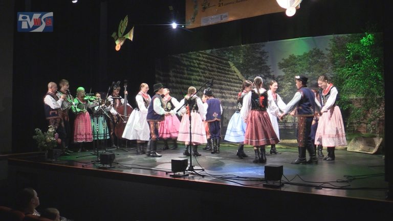 DZIECKO W FOLKLORZE – BARANÓW SANDOMIERSKI PONOWNIE STOLICĄ LUDOWEJ KULTURY